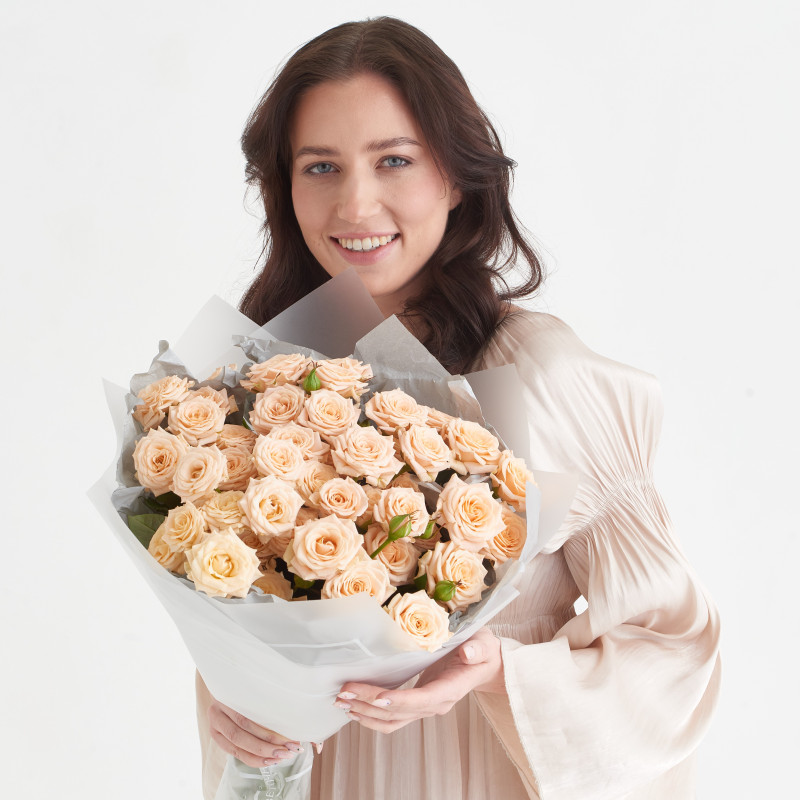 Букет кустовых роз #549