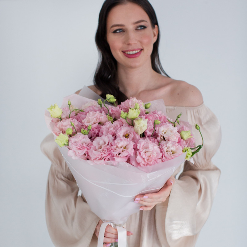 Букет розовой эустомы #594